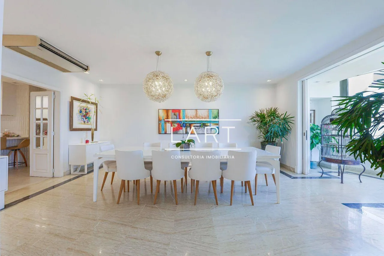 4-bedroom apartment with 453 m² and shared elevator — photo 4