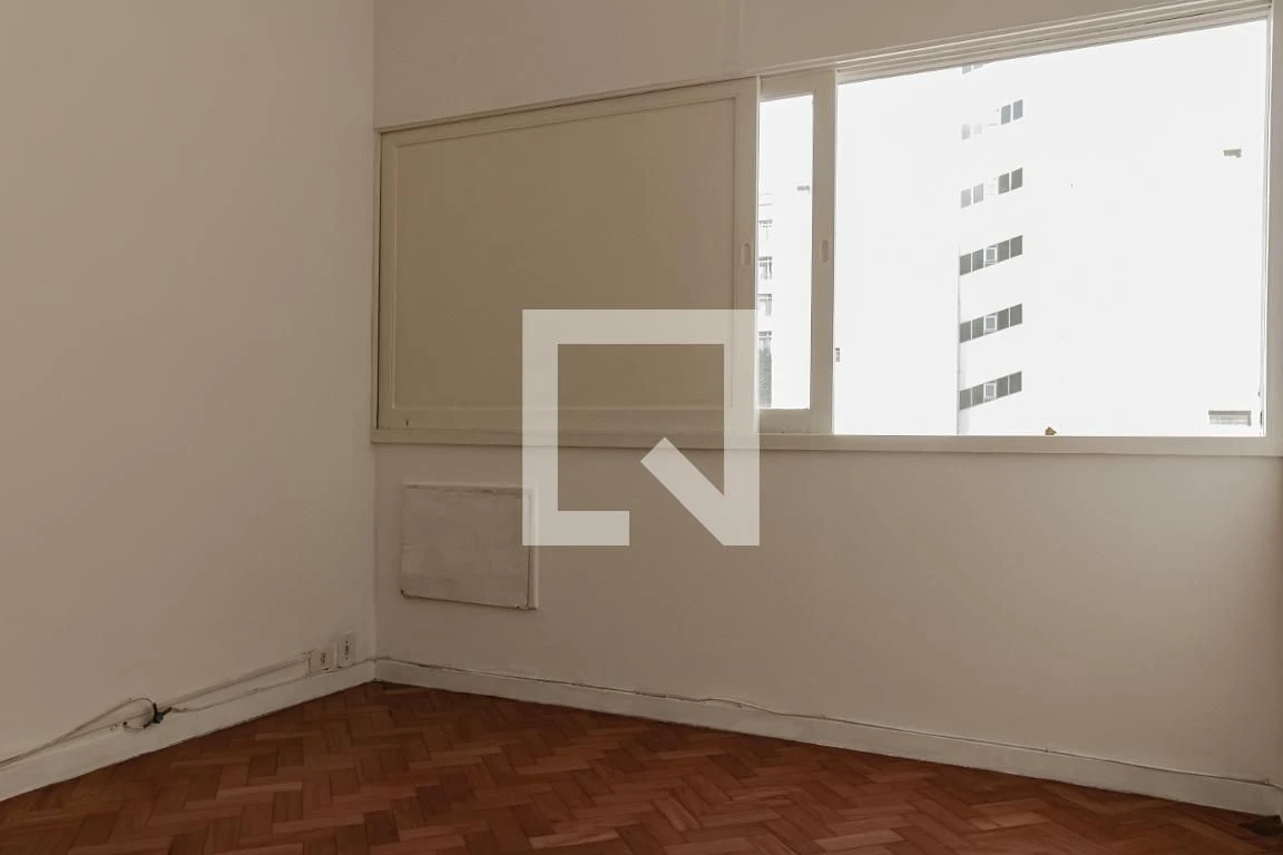 Apartment, 116 m², with wood or laminate floors — photo 32