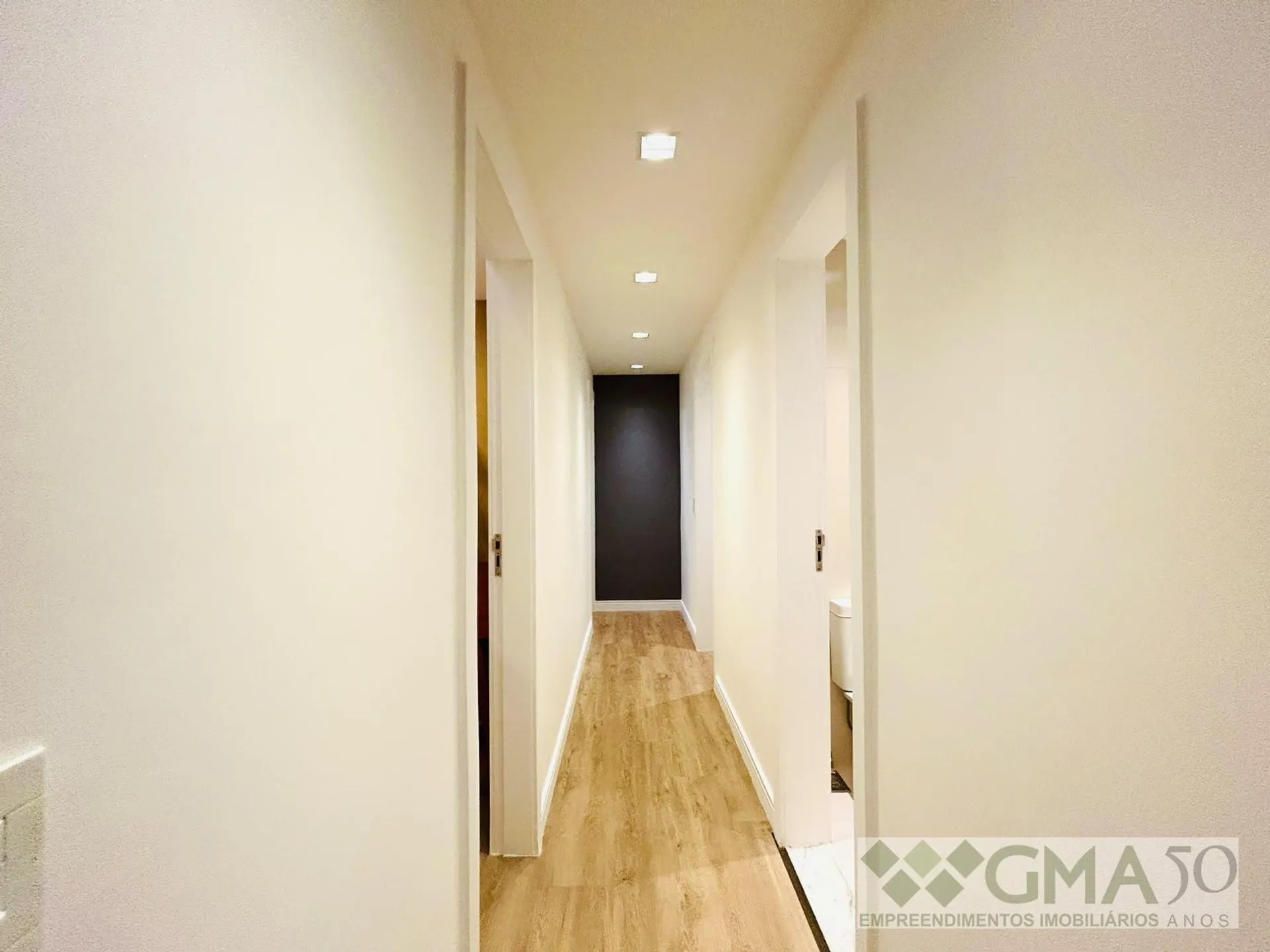 Furnished 110 m² apartment with 3 bedrooms and 1 parking spot — photo 3