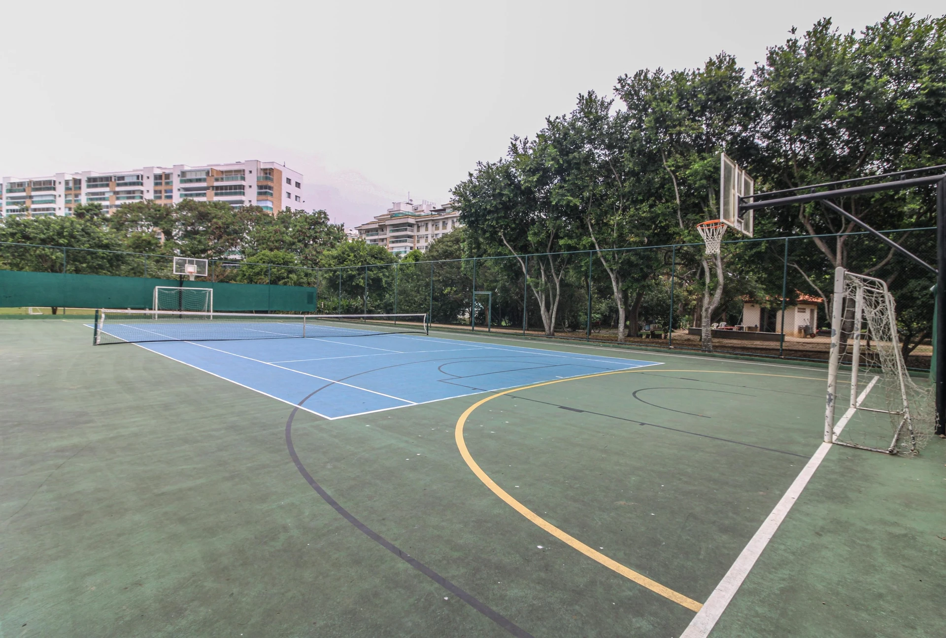 Furnished apartment, 158 m², with a water view — photo 65