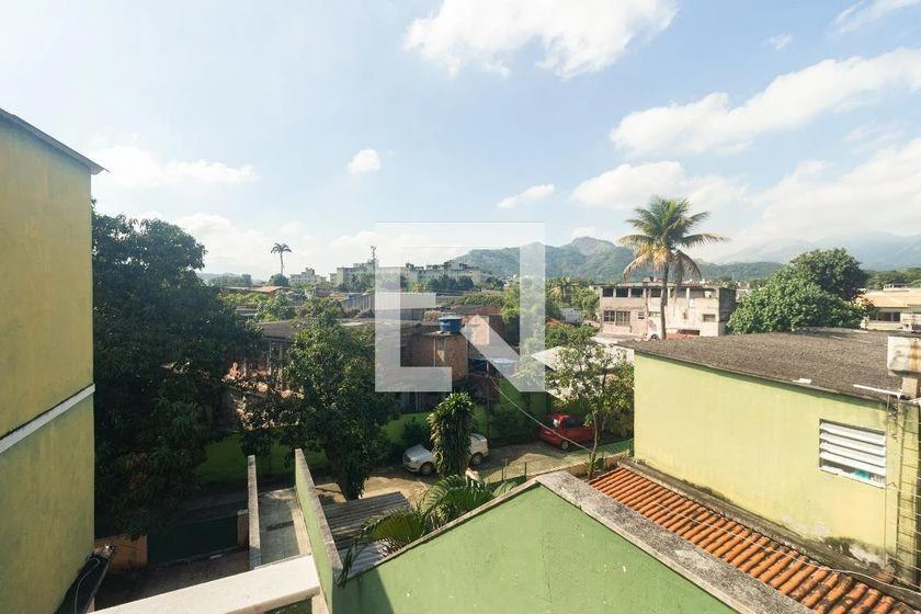 2-bedroom apartment with separate kitchen and balcony — photo 37