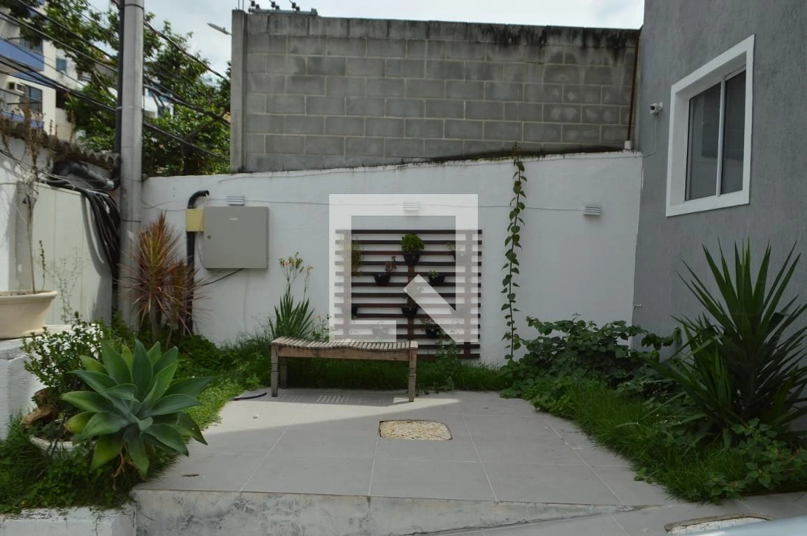 Unfurnished house with 4 bedrooms, balcony and dining — photo 3