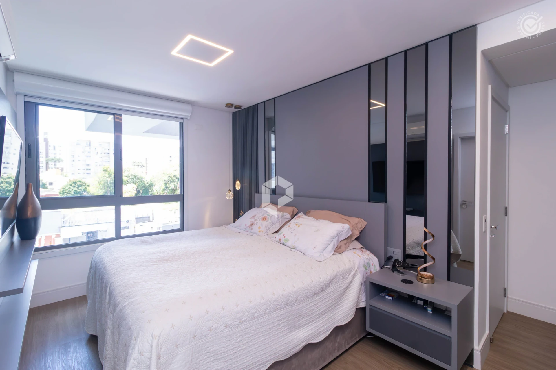 Furnished apartment, 95 m², with a washing machine — photo 3