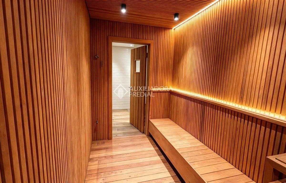 Apartment, 92 m², with floor-to-ceiling windows — photo 24