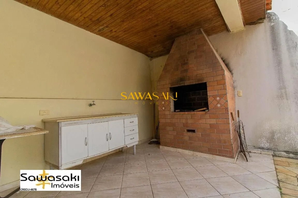 House with 8 bedrooms, 4 en-suites and private garden — photo 37