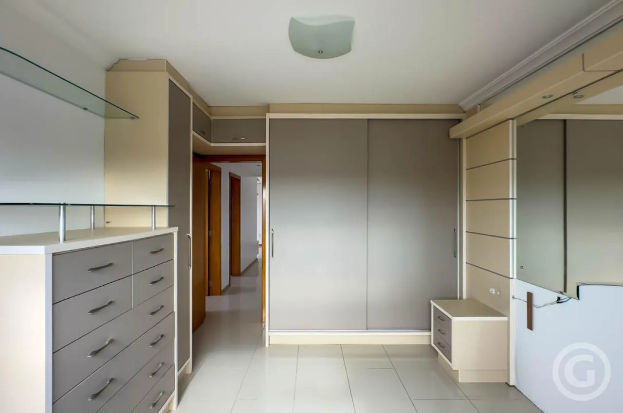 Квартира 105 м² с 3 спальнями и 1 крытым местом — photo 10