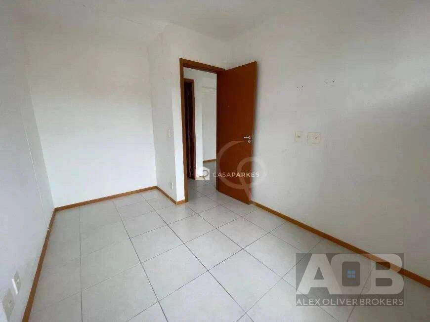 1-bedroom apartment with open-plan gas kitchen — photo 3