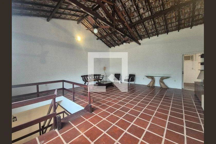 Casa para aluguel com 4 quartos e 2 suítes em 1500 m² — photo 12