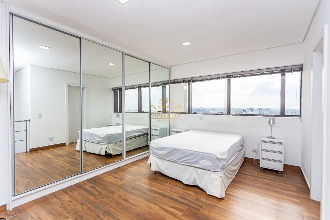 Furnished 1-bedroom apartment with open-plan kitchen — photo 14