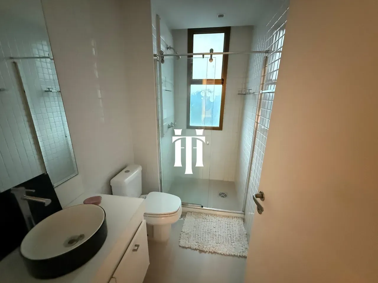 3-suite apartment with 234 m² and an open-plan kitchen — photo 12
