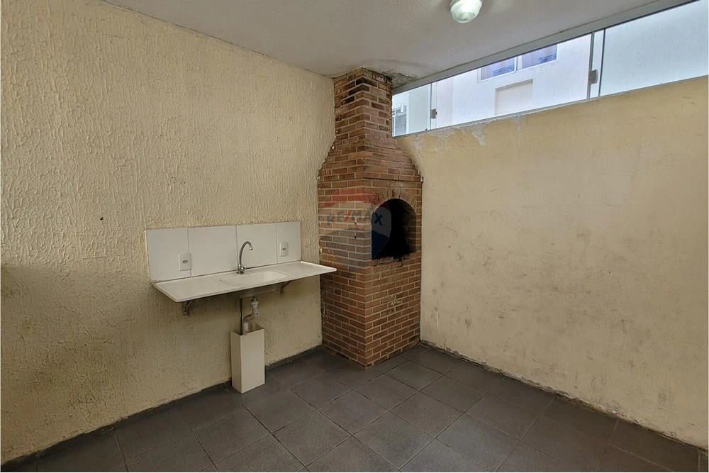 Unfurnished 2-bedroom apartment with 40 m² and private BBQ — photo 26