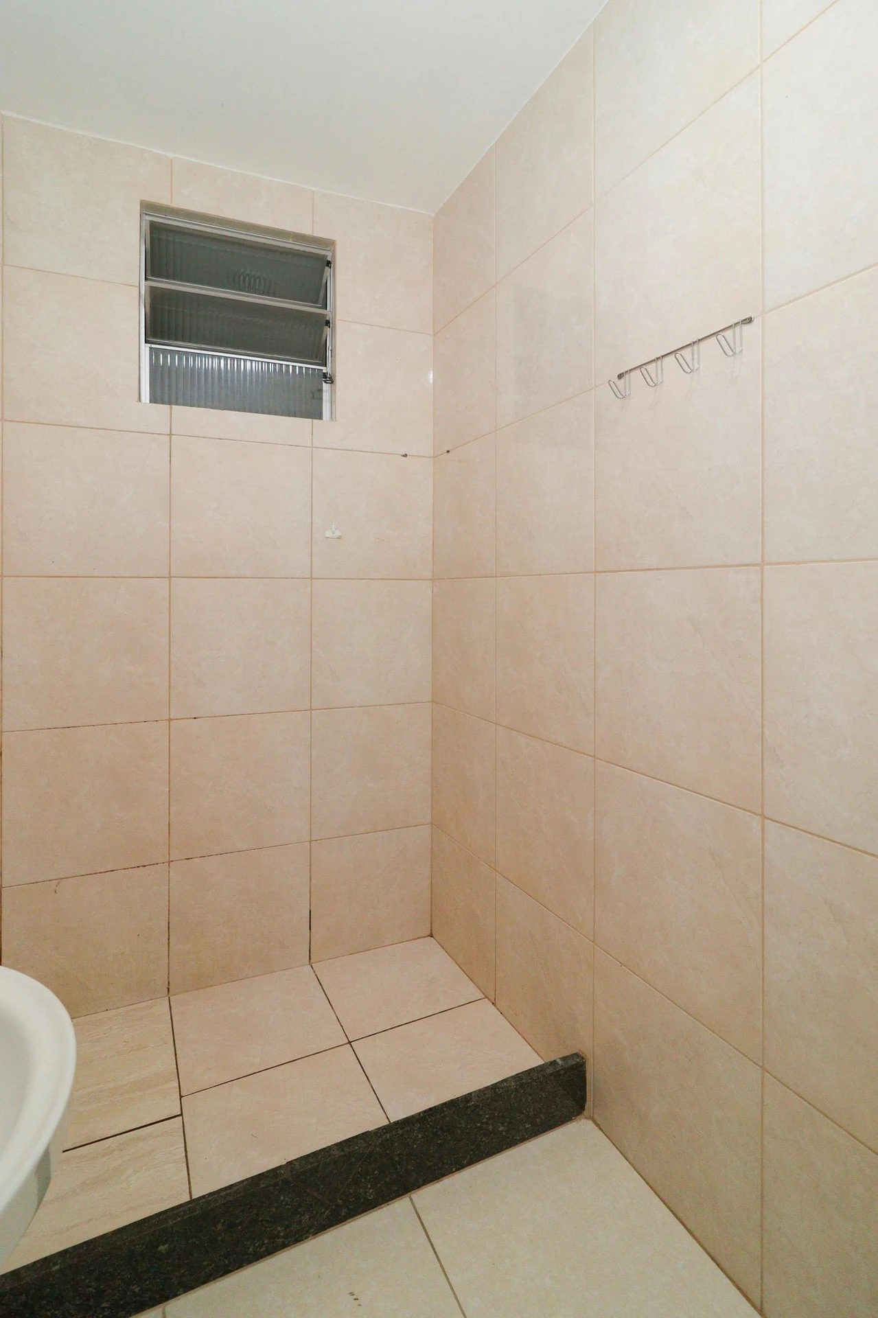 2-bedroom rental apartment with 1 bathroom and balcony — photo 31