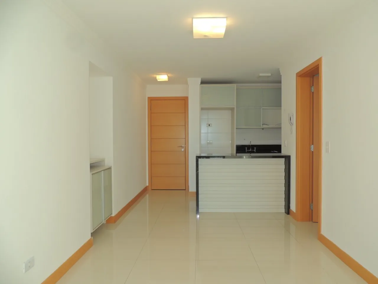 Apartamento mobiliado 1 quarto com cozinha americana e 2 vagas — photo 14