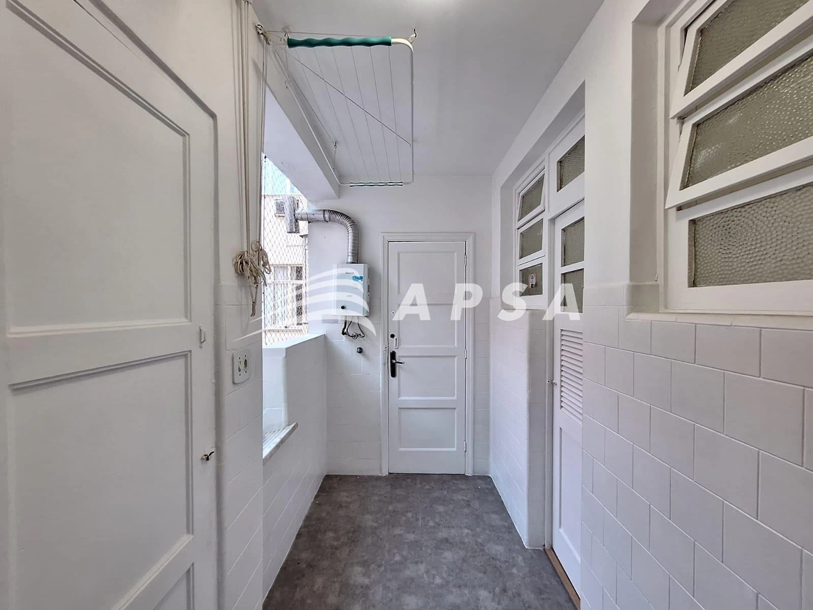 97 m² apartment with 3 bedrooms and 2 bathrooms — photo 24