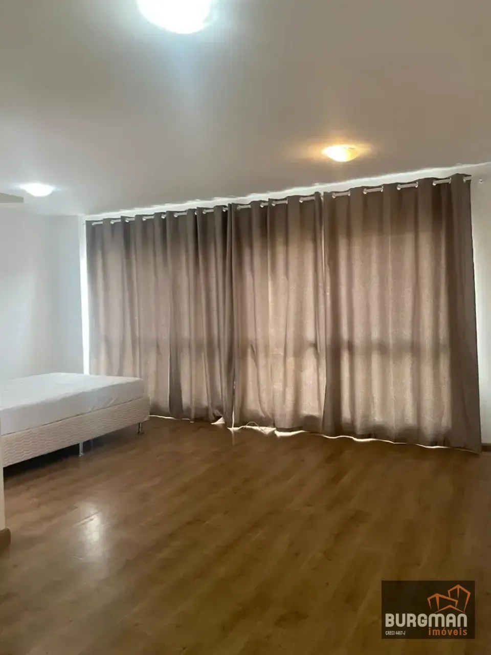Unfurnished studio with no parking for 1 bedroom 1 bath — photo 10