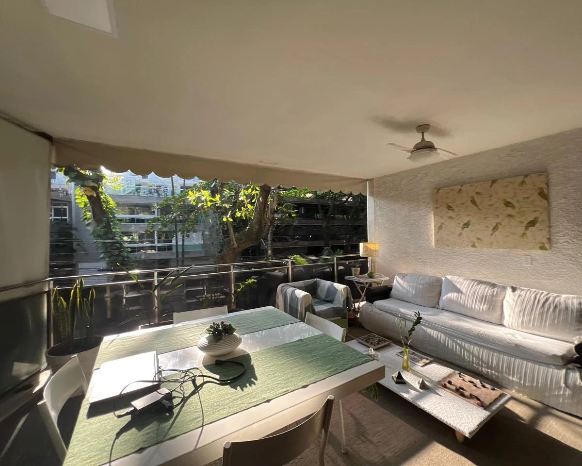 Furnished 170 m² apartment with 4 en-suite suites — photo 20