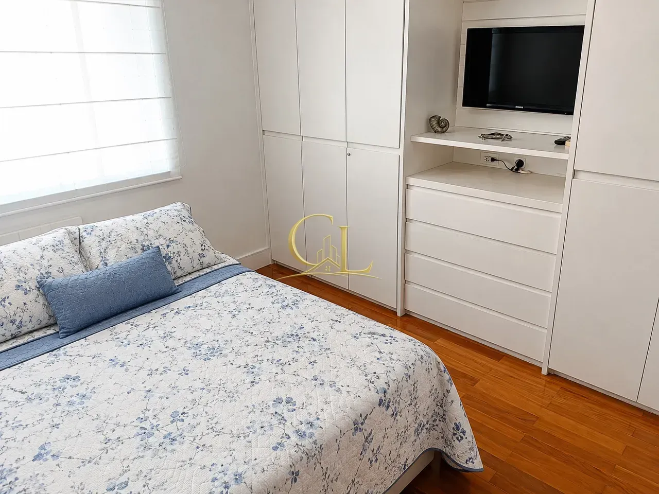 Apartamento mobiliado com 4 quartos e 4 banheiros — photo 14