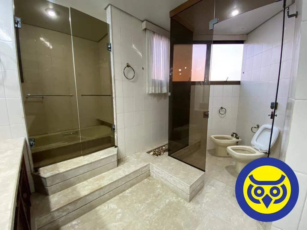 Furnished apartment on the 10th floor with water views — photo 10