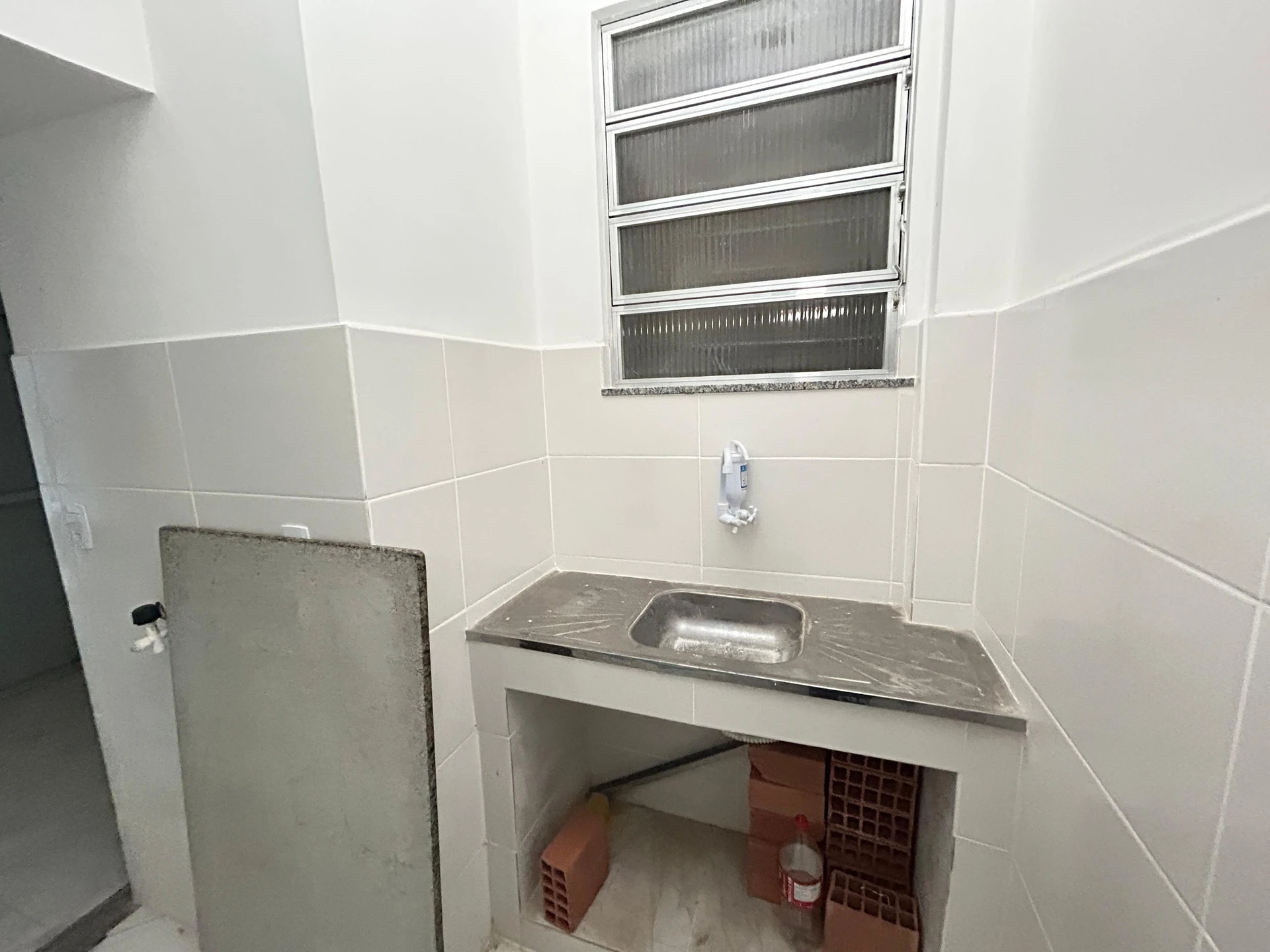 Rental studio kitnet with 1 bedroom and no parking — photo 7