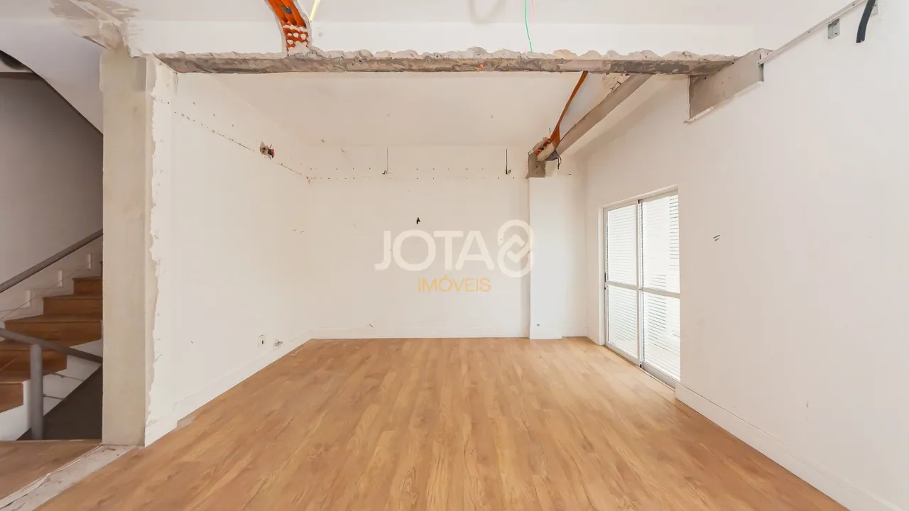 House with 2 bedrooms and a private BBQ area — photo 9