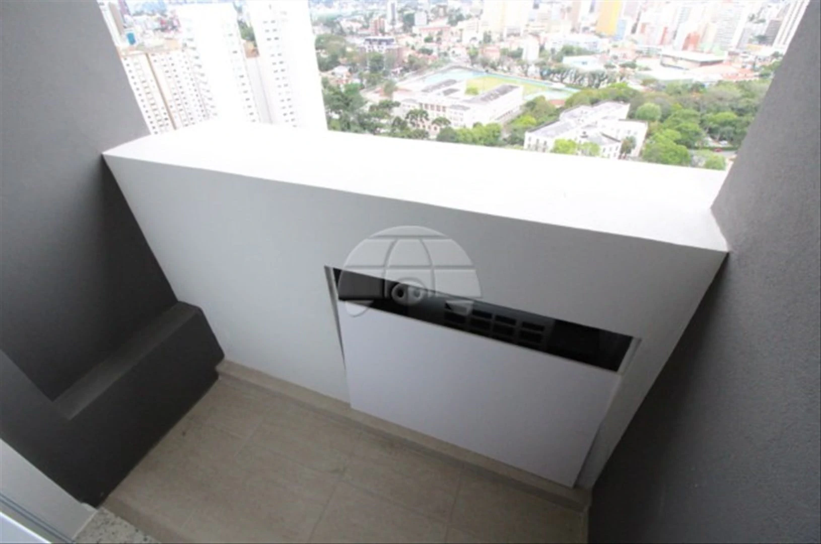 Apartamento mobiliado, 50 m², com janelas do piso ao teto — photo 10