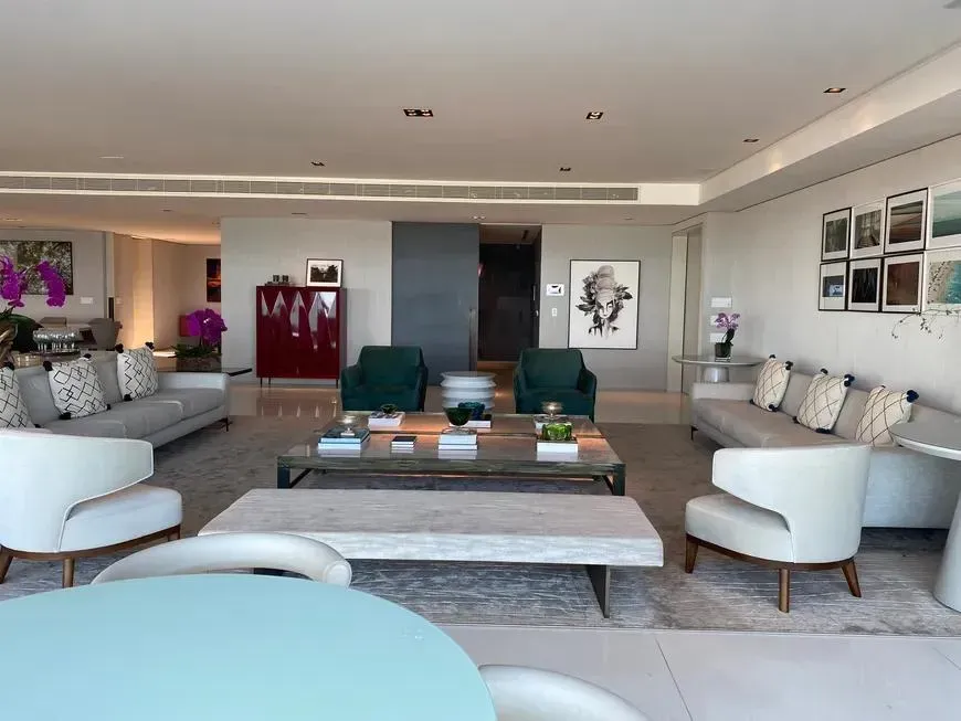 Apartamento sin muebles con 4 dormitorios y 5 baños — photo 10