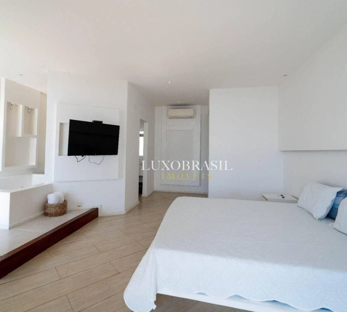Будинок із 6 люксами та 9 ванними 750 м² — photo 34