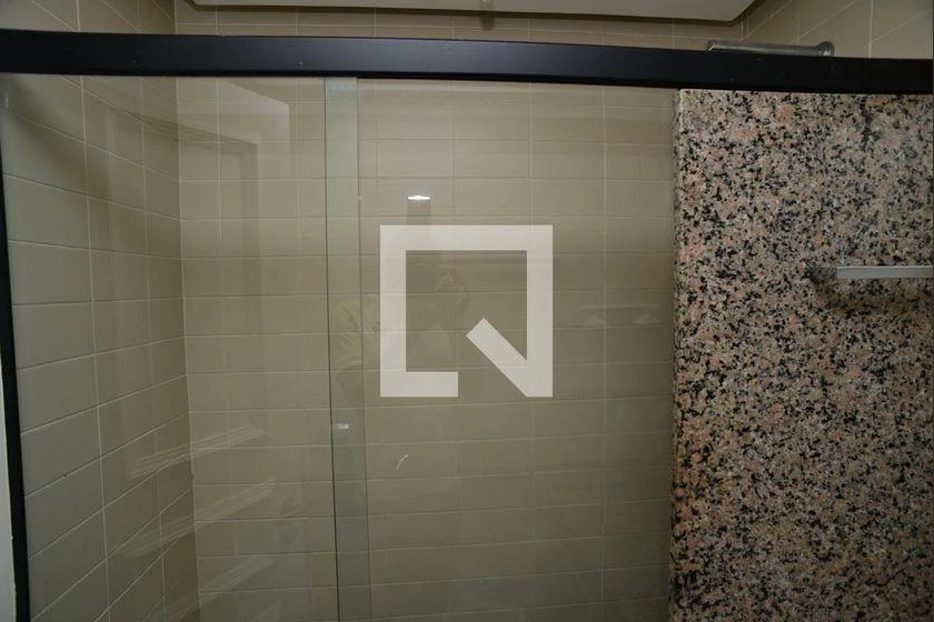 Apartamento de 4 quartos com 215 m² e varanda envidraçada — photo 2
