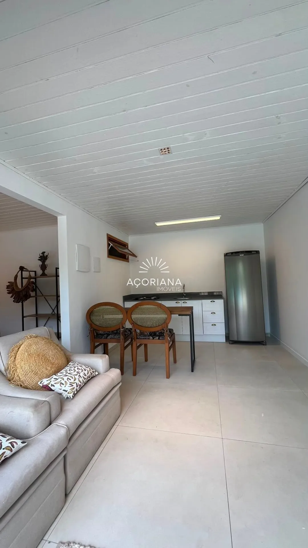 Furnished 600 m² house with 5 bedrooms and an integrated kitchen — photo 34