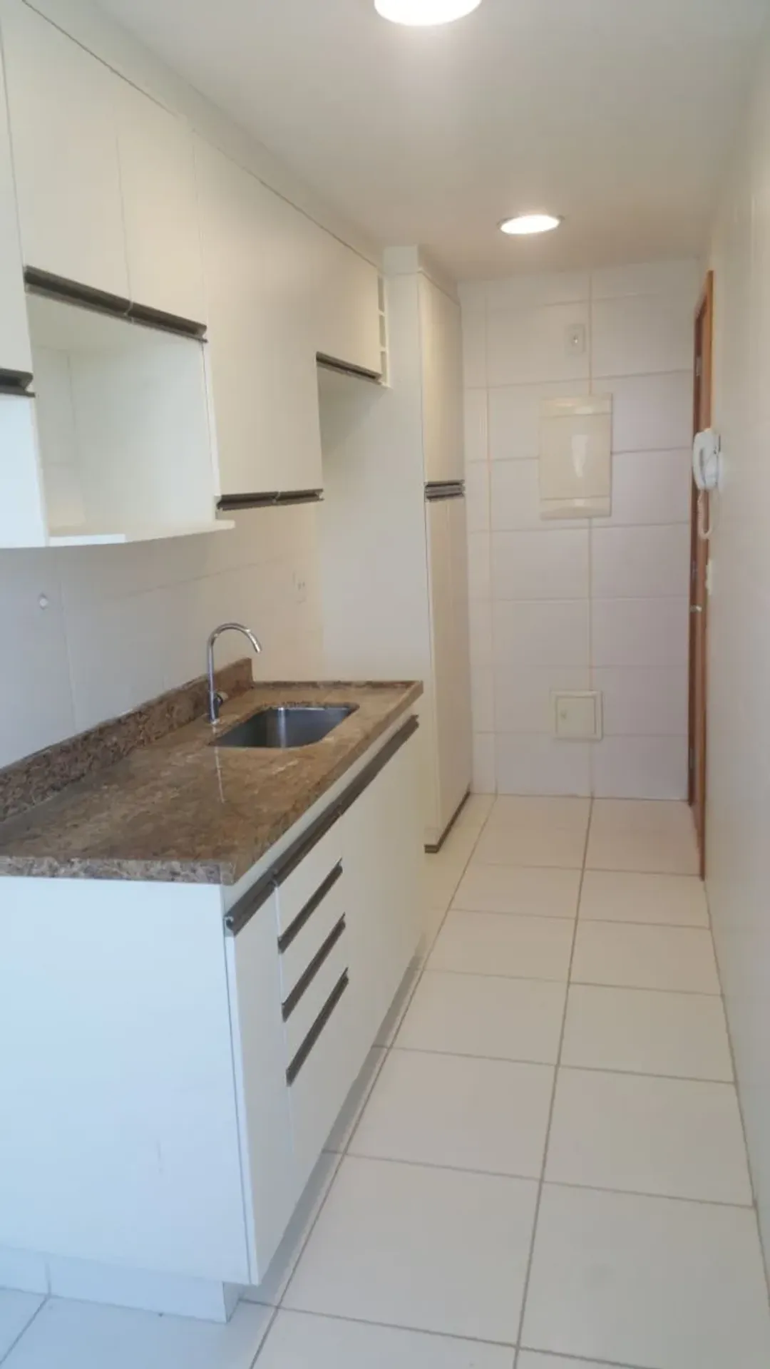 2-bedroom apartment in a building with a sauna — photo 10
