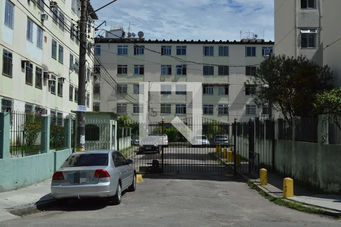 2-bedroom apartment with a mountain view in Rio de Janeiro — photo 35