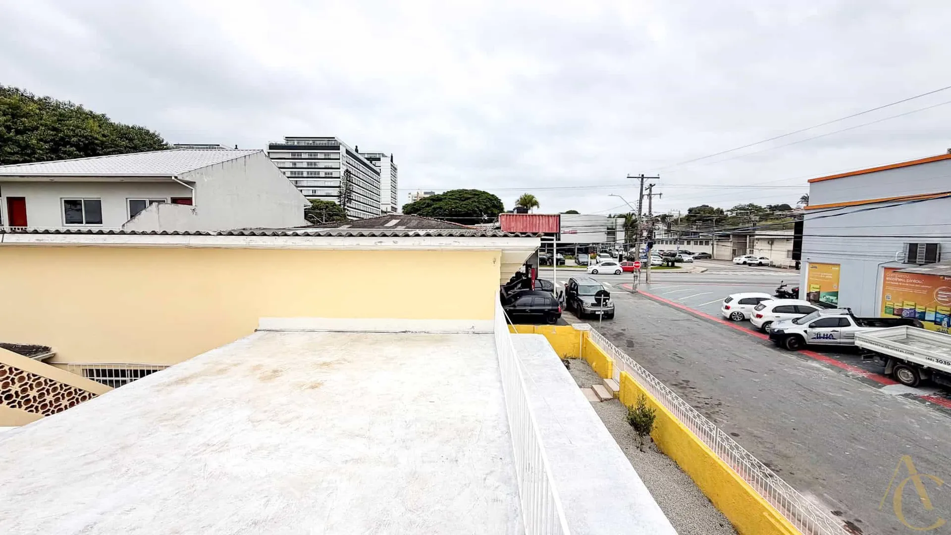 Casa residencial com 4 quartos e 1 banheiro, 263 m² — photo 16