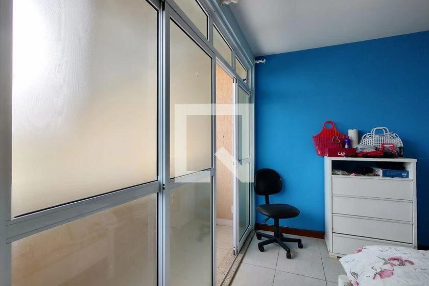 Home office in a 3-bedroom house, 198 m² — photo 33
