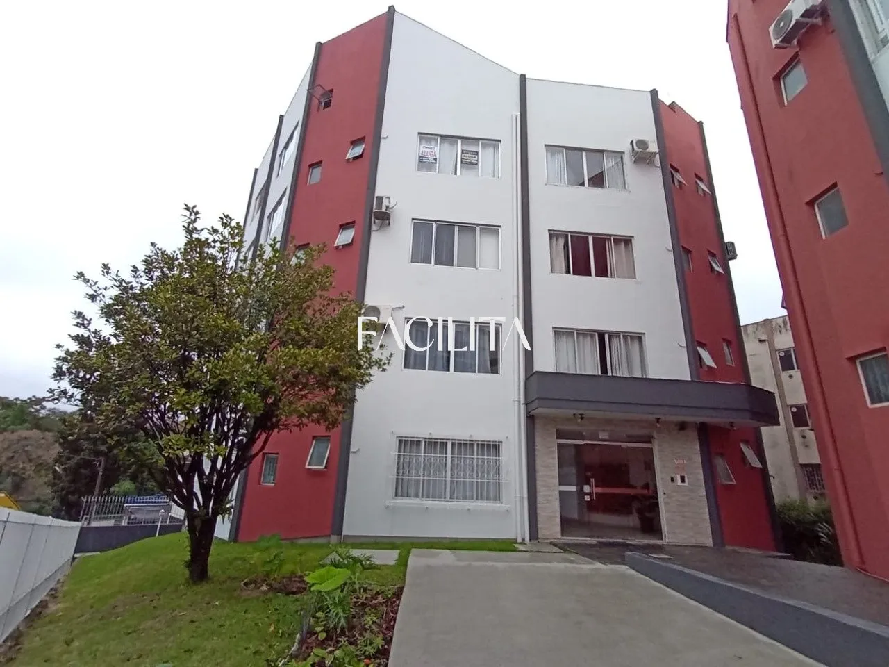 Apartamento amueblado de 45 m² con 1 dormitorio en el 4.º piso — photo 2