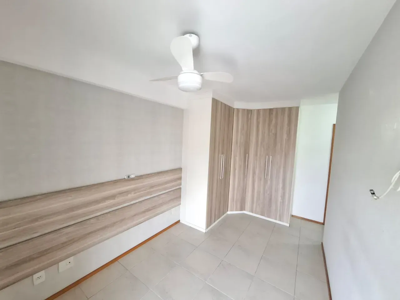 Apartamento de 2 quartos com 3 banheiros e cozinha fechada — photo 26