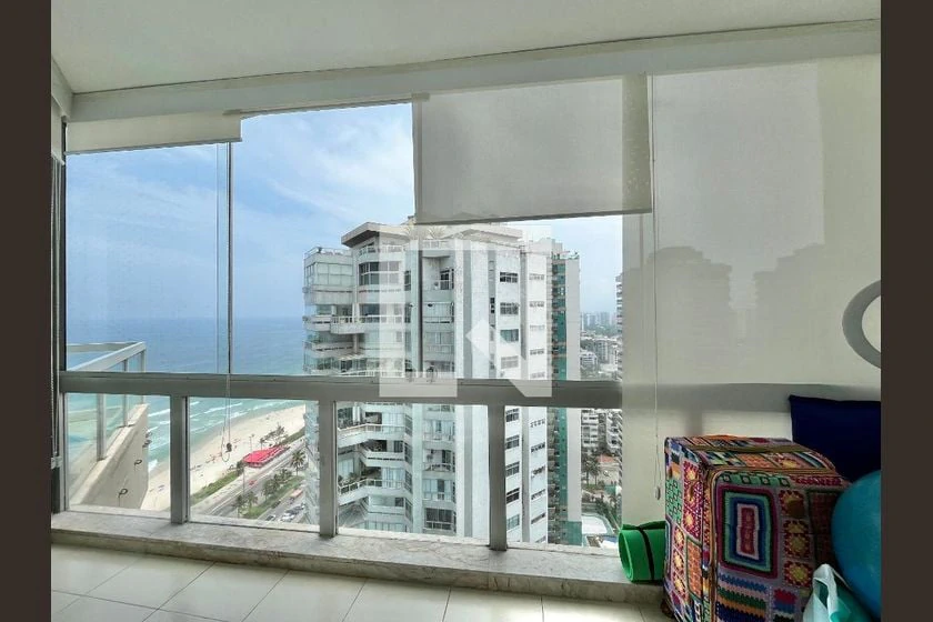 Apartment, 450 m², with a glass-enclosed balcony — photo 30