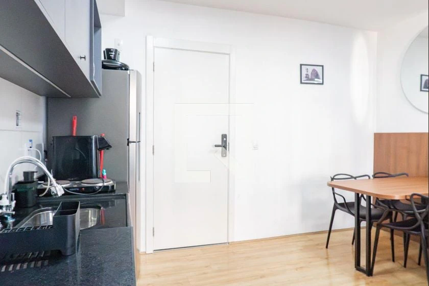 Furnished 1-bedroom apartment with a balcony — photo 12
