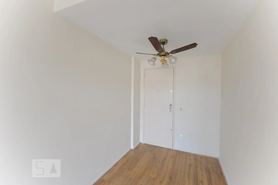 3-bedroom apartment with a mountain view — photo 35