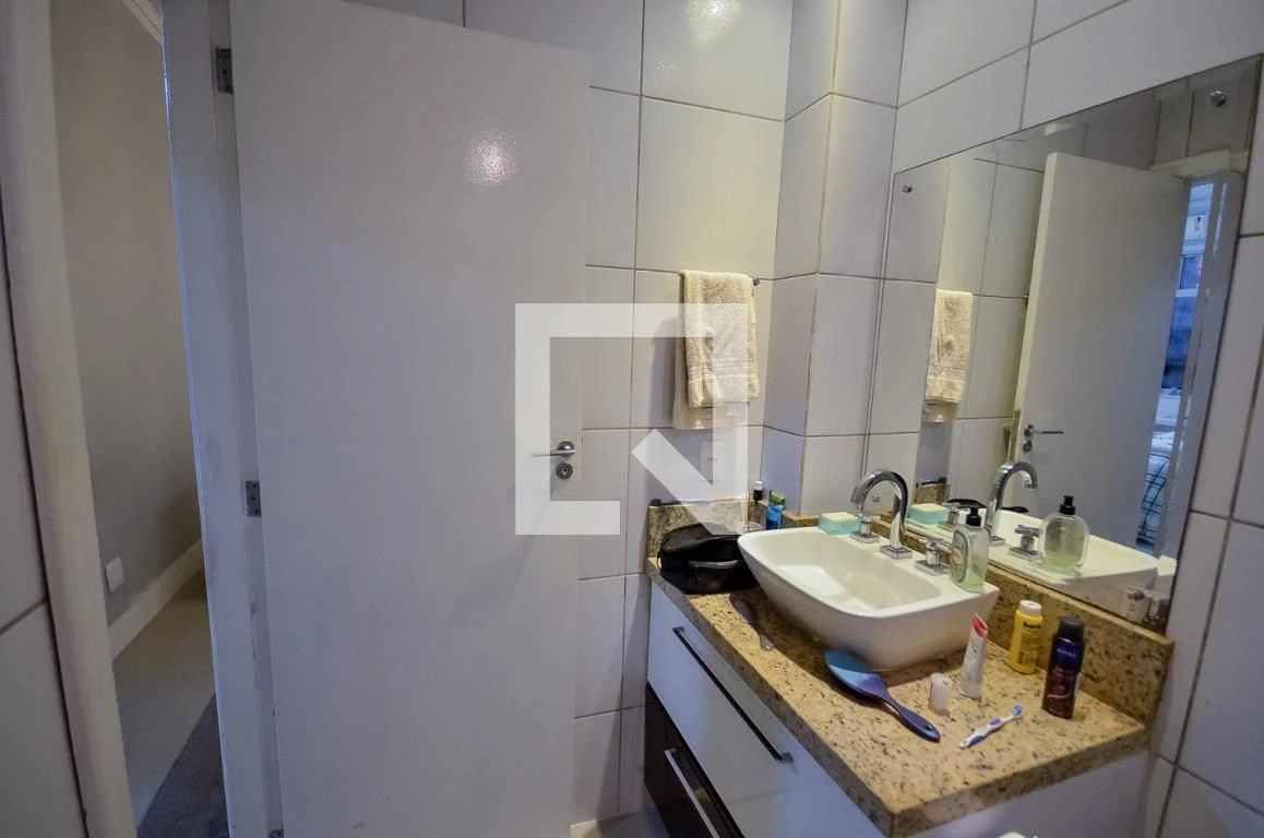 100 m² apartment with a home office and a washing machine — photo 6