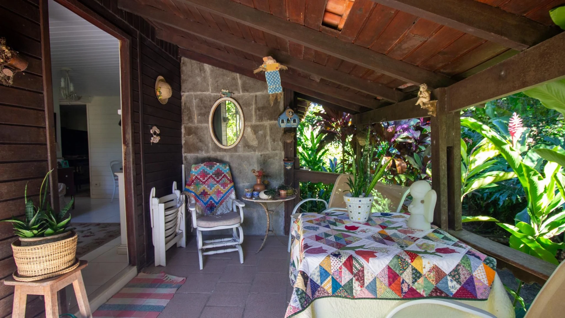 Furnished house with 5 bedrooms and 3 bathrooms — photo 12
