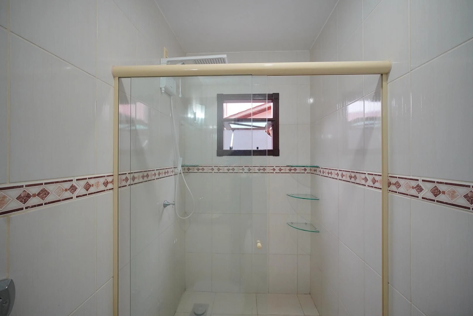 Furnished house, 150 m², with a garden