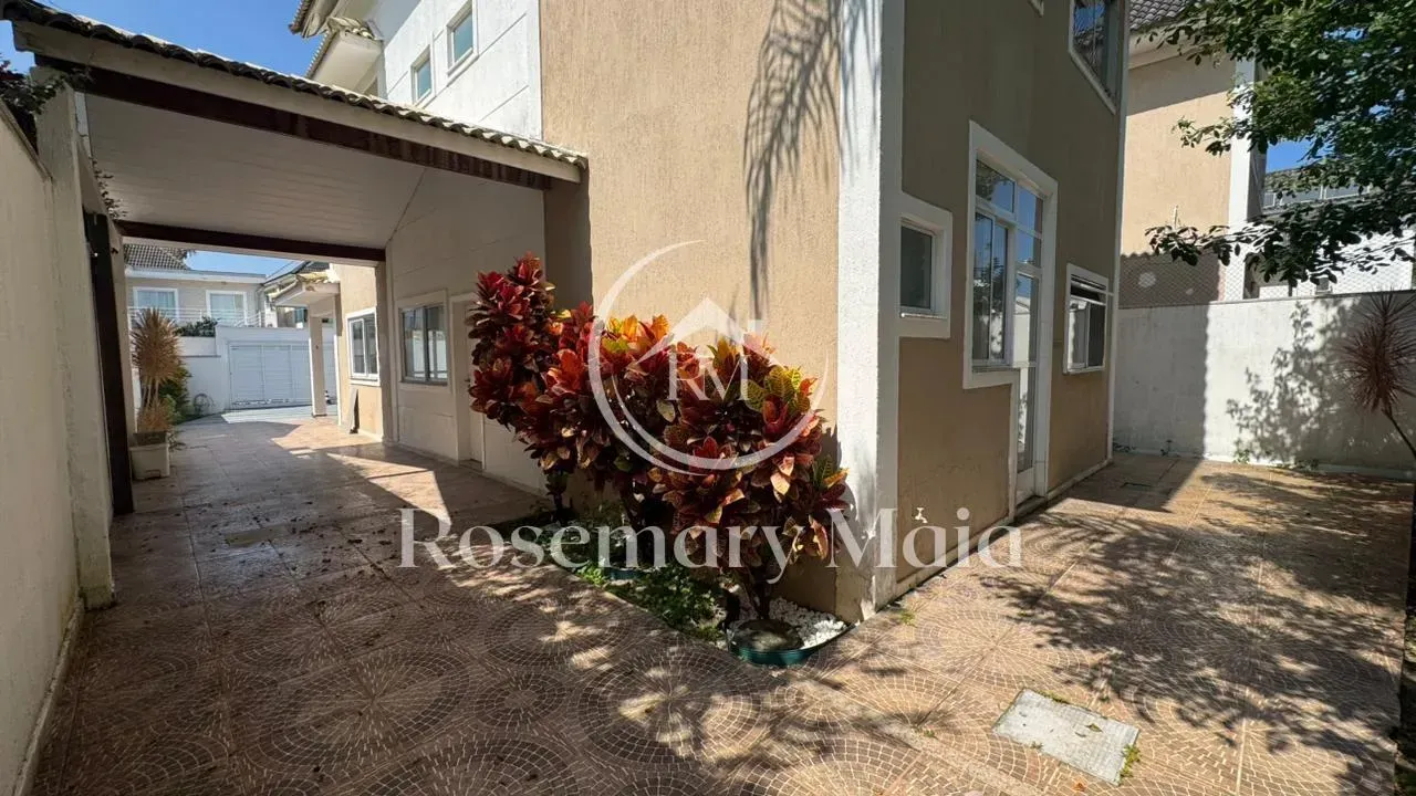 House for rent with 4 bedrooms and 5 bathrooms and balcony — photo 11