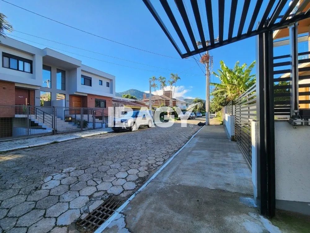 Casa mobiliada com 3 dormitórios e cozinha integrada — photo 24