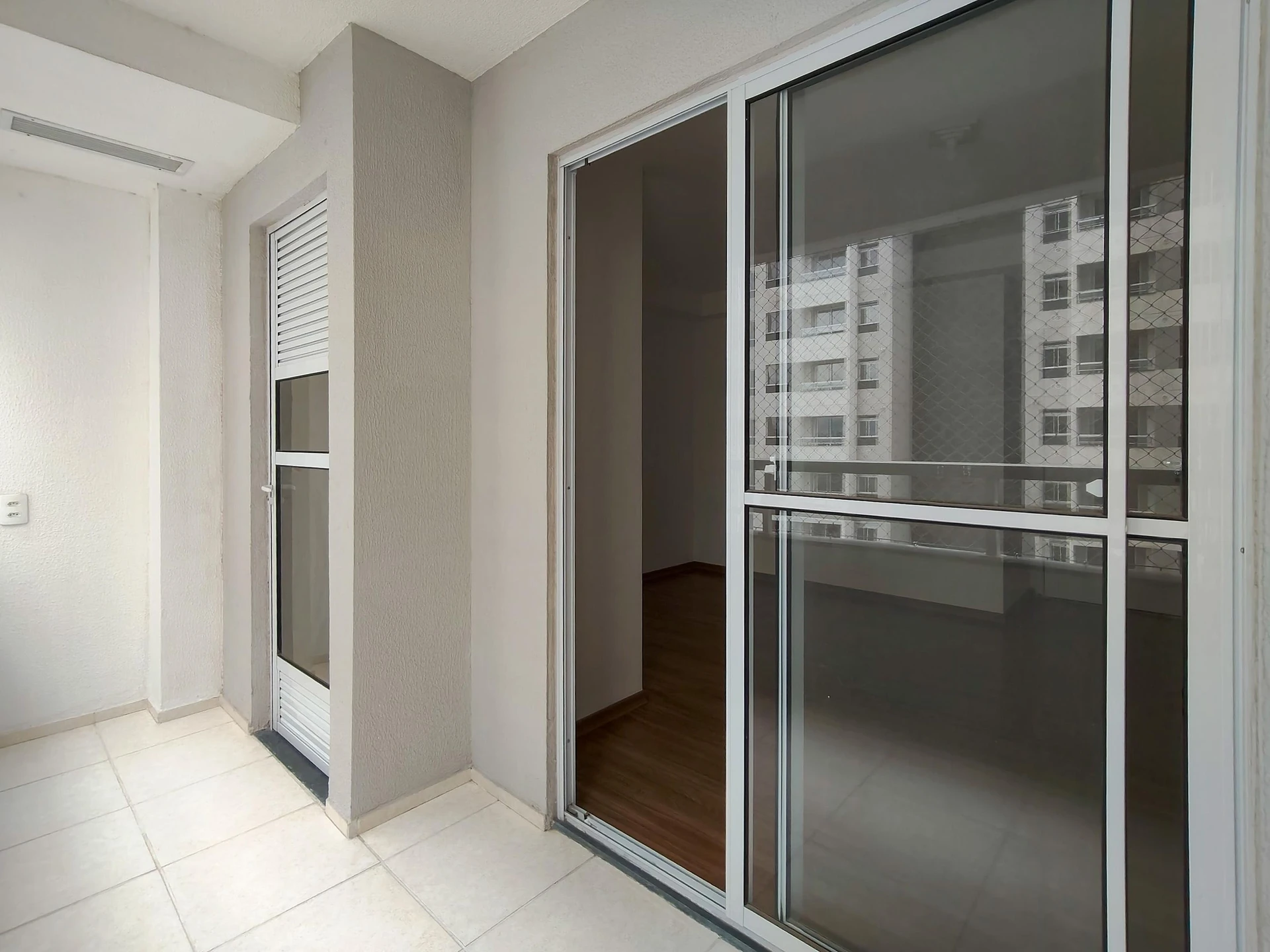 3-bedroom apartment in a building with a sauna — photo 10
