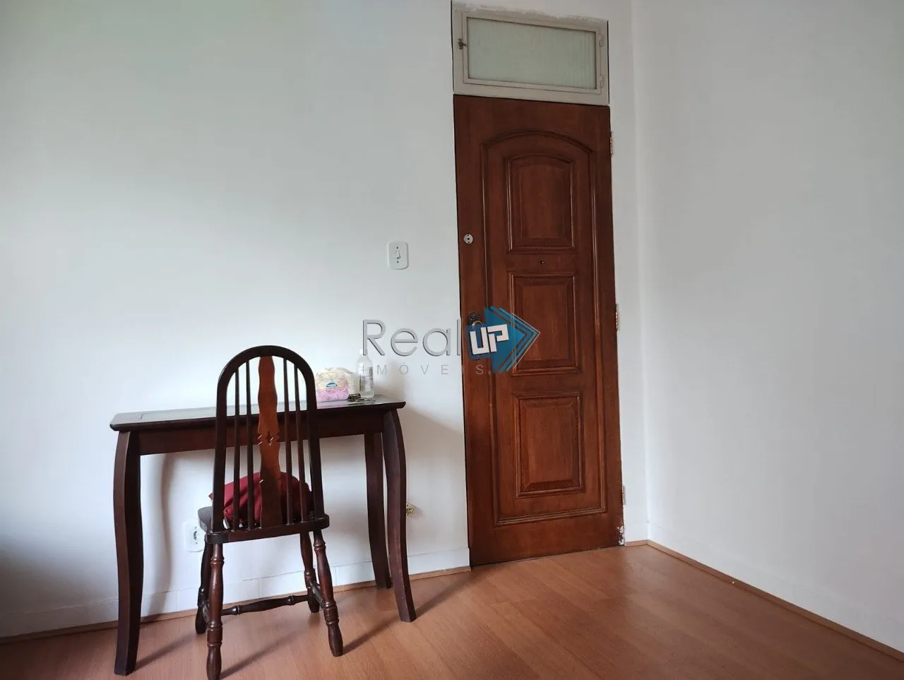 Apartamento mobiliado com 2 quartos e 1 banheiro com box — photo 7