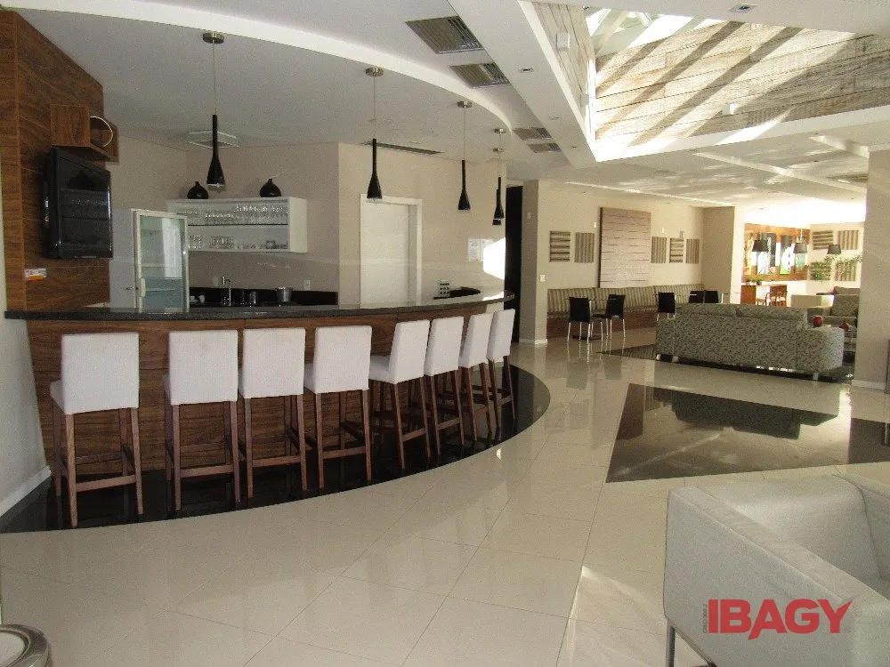 Квартира с 2 спальнями, 1 с ванной, и 2 парковочными местами — photo 8