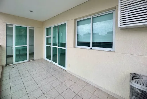 Apartamento de 205 m² com jardim privativo e 3 vagas — photo 31
