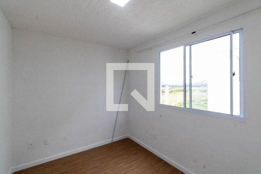 Apartamento de 2 quartos em condomínio com piscina — photo 26