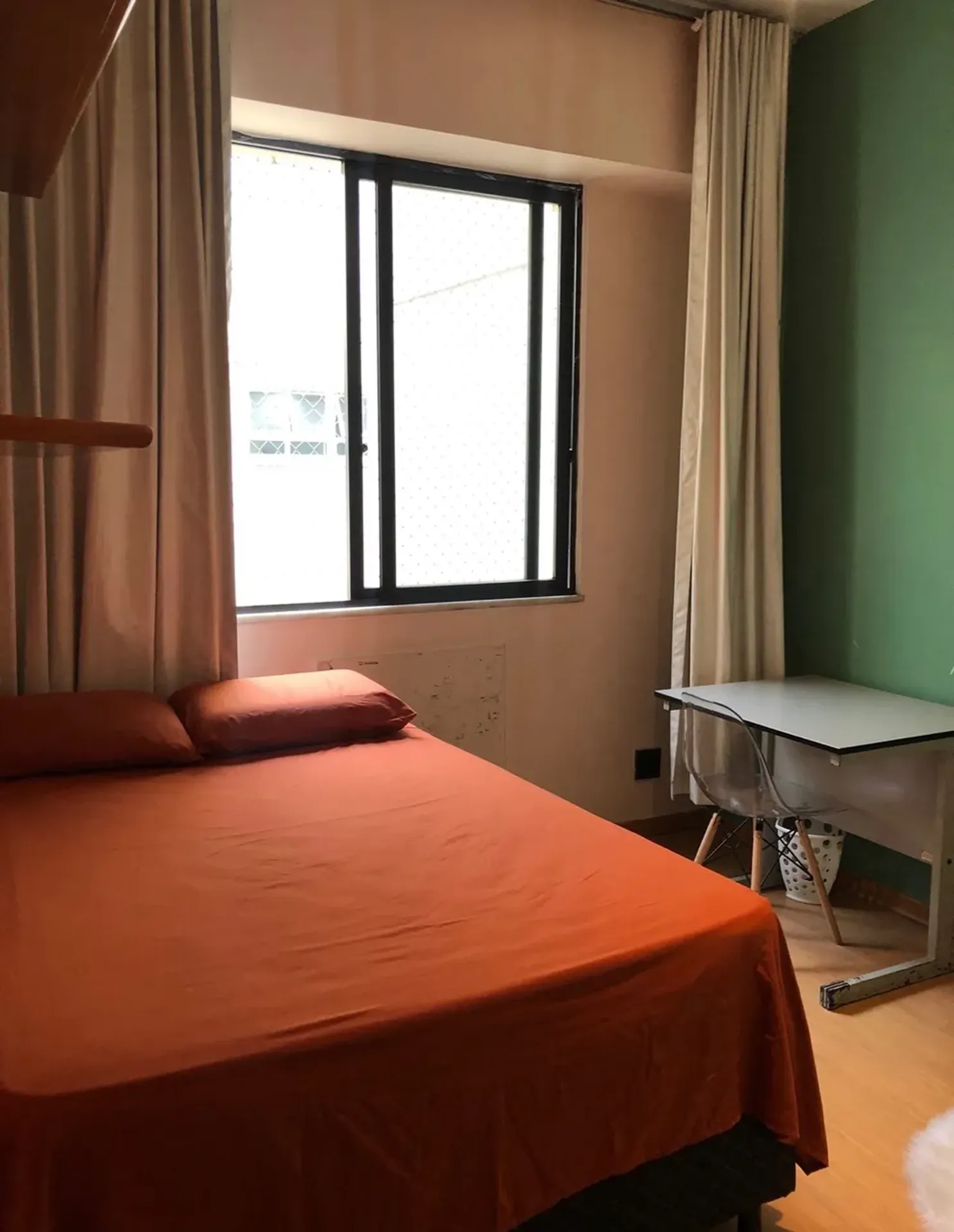 Studio, 30 m², with a home office