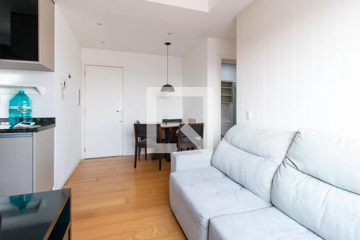 Balcony with a grill in a 2-bedroom apartment, 48 m² — photo 11